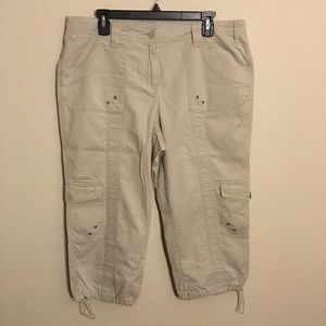 plus size khaki cargo capris